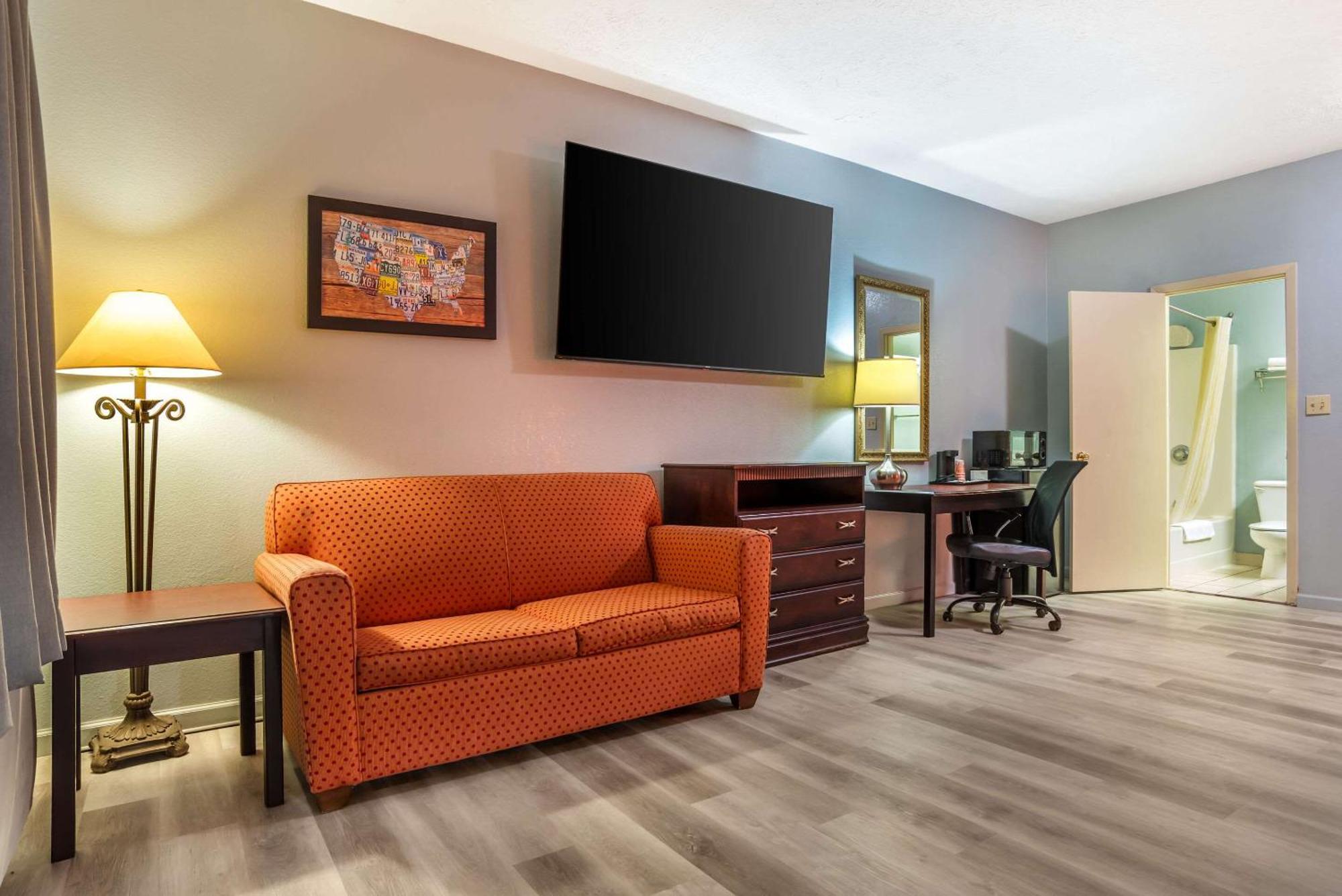 Econo Lodge Inn&Suites Filadelfia Esterno foto